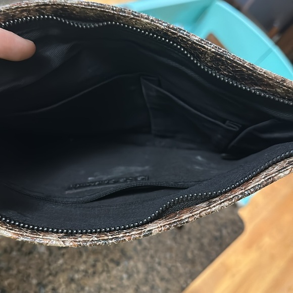 BCBGeneration clutches. - Picture 3 of 16